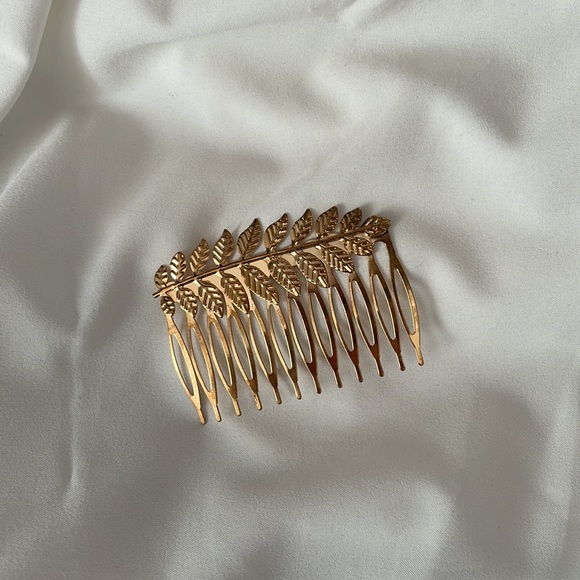 Goddess Accessories - Picture 3 of 7